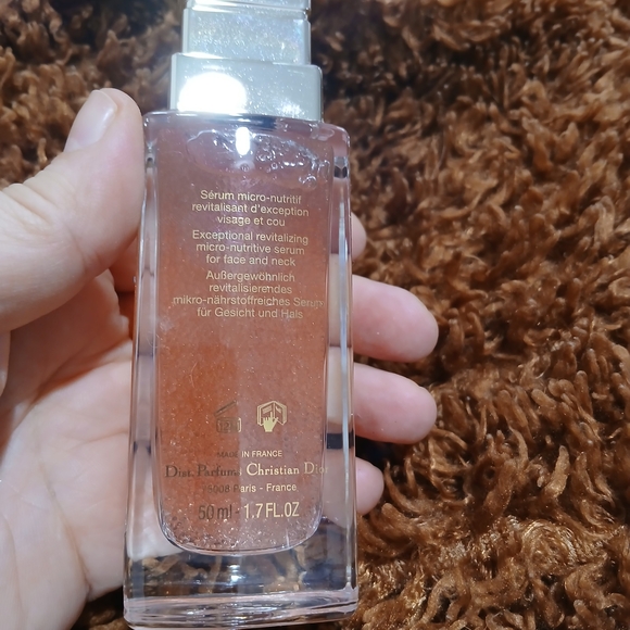 Dior Prestige Advanced Serum - Luxurious Gold - Picture 3 of 4